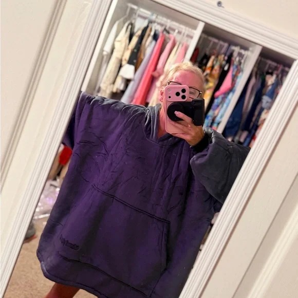 Cozy Oversized Gray Hoodie - Picture 4 of 6